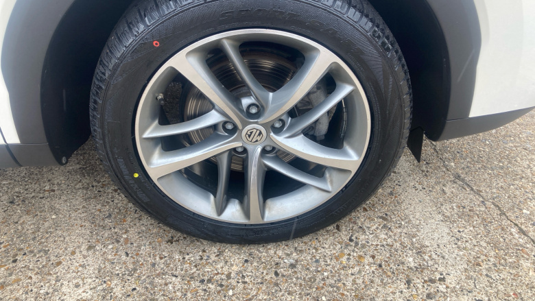 MG Hs 1.5 T-GDI Excite 5dr Petrol Hatchback